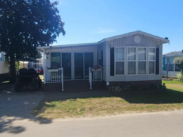 490 Empire Rd #San009, Pt Colborne, ON L0S 1R0