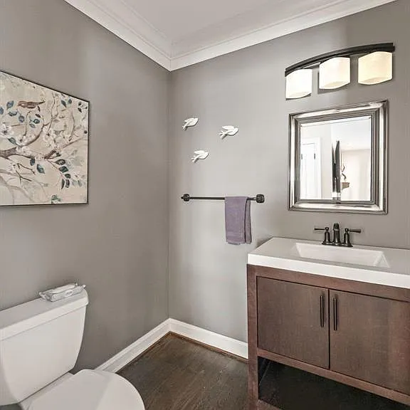 342 E Frank St — Photo 10