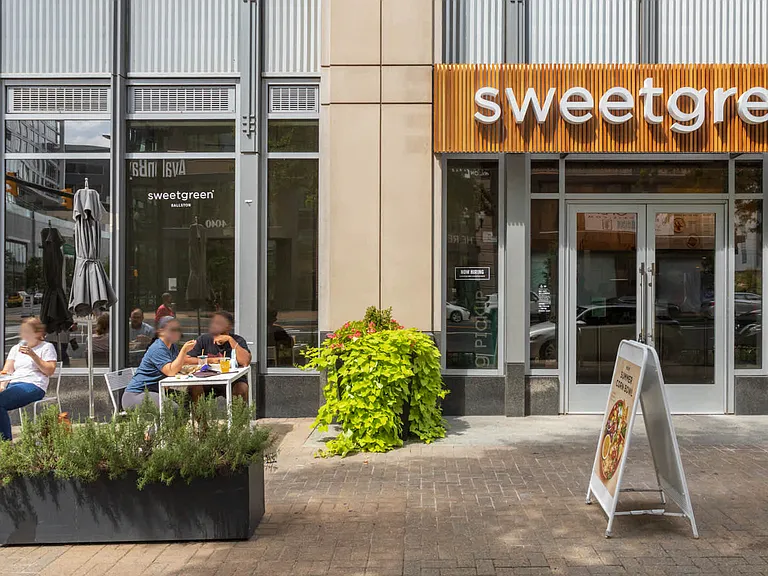 Nearby all of your favorite restaurants.