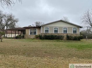 11180 Us Highway 87 S, Adkins, TX 78101