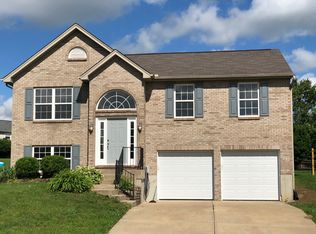 2580 Congress Dr, Hebron, KY 41048