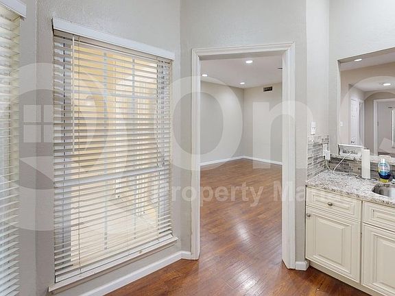 4th image of 14277 Preston Rd APT 316