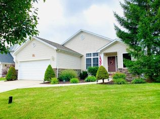 83 Hawick Dr, Valparaiso, IN 46385