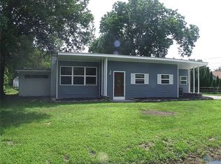 3020 Villa Dr, Sylvania, OH 43560