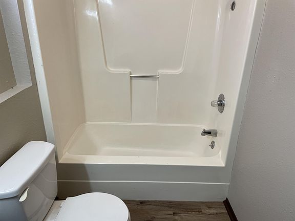 4th image of 307 S Seneca St #103