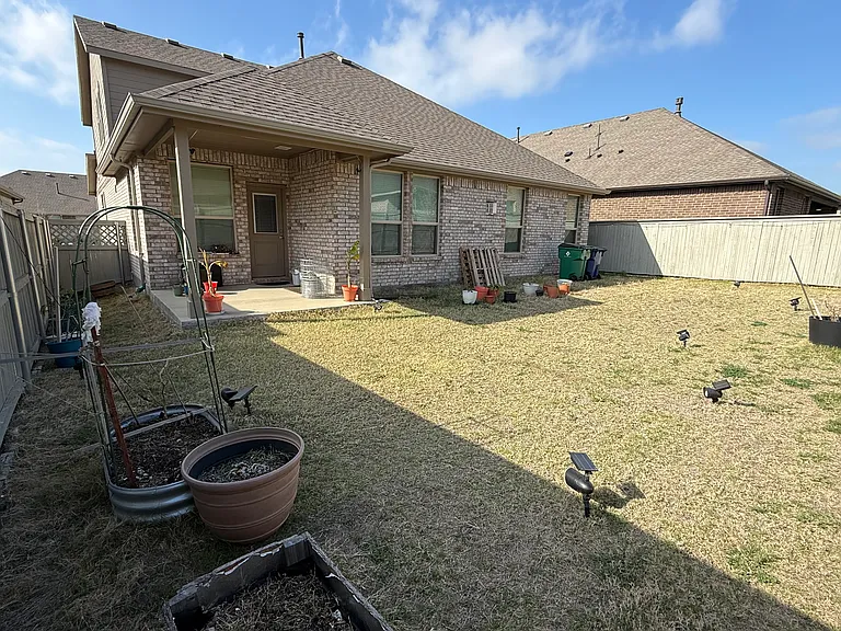 1904 Drover St — Photo 27