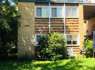 1646 2nd St APT 9, Highland Park, IL 60035
