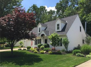3474 Abbotts Mill Dr, Willoughby, OH 44094