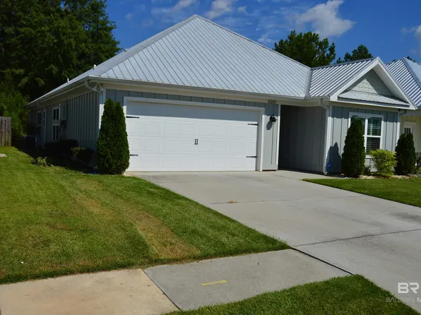 8209 Carmel Cir, Foley, AL 36535