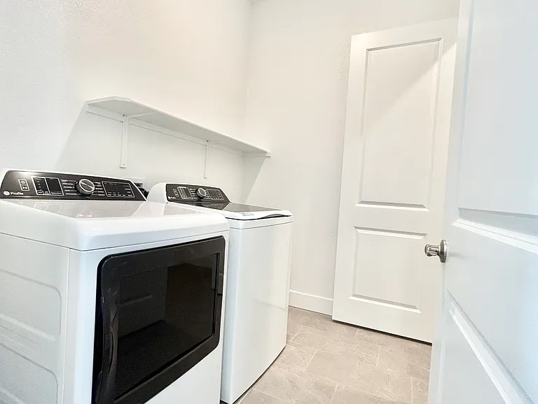 238 Apple Grove Ave — Photo 24
