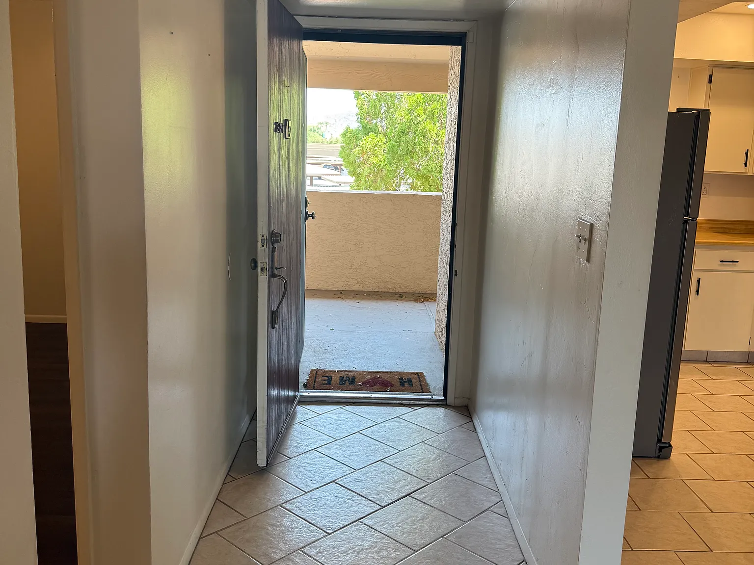 2 bed, 1036 sqft, $1,250 — Photo 2