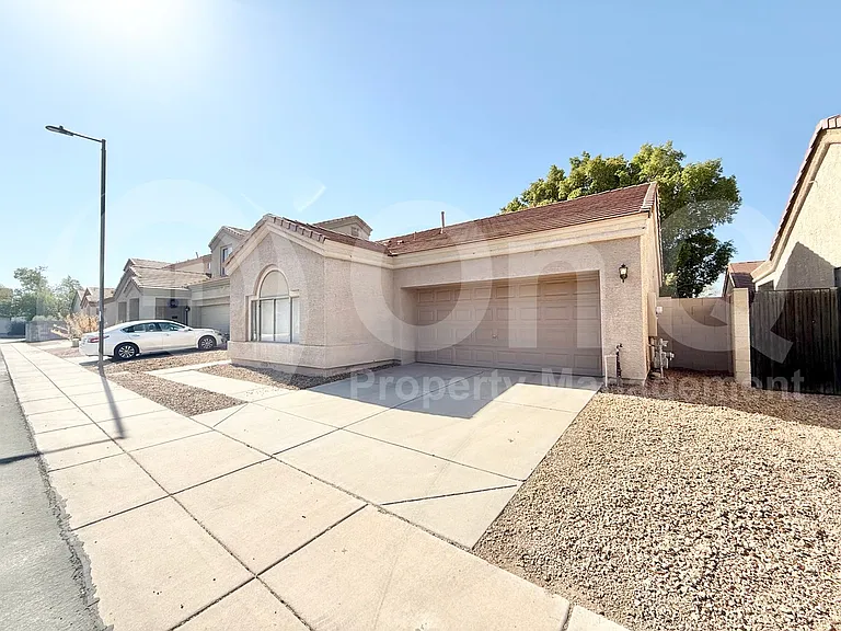8737 E Fountain St — Photo 1