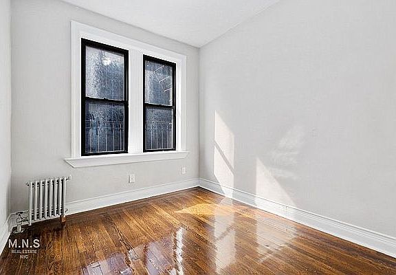 3rd image of 432 Suydam St APT C1