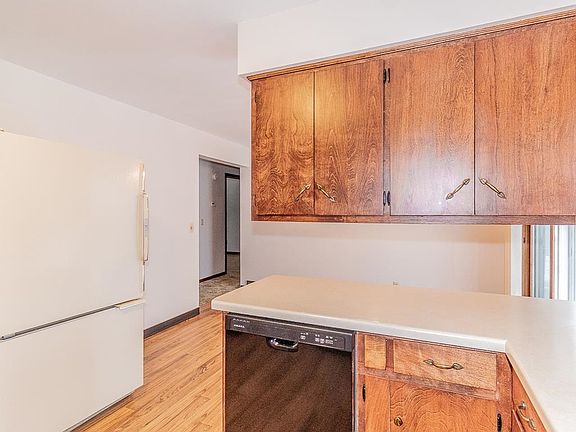 4th image of 3514 W 1st Ave