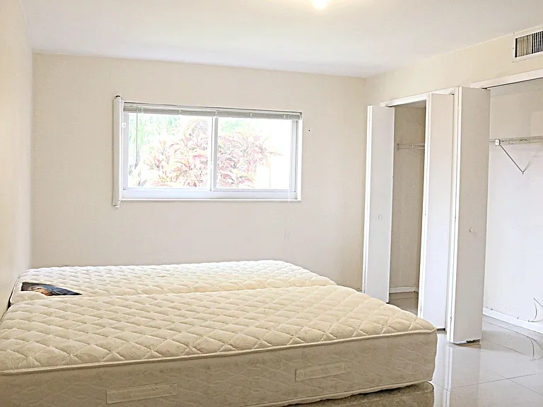 230 NE 26th Ave #1070 — Photo 7