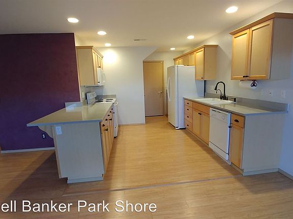 5th image of 6507 Newaukum Pl NE