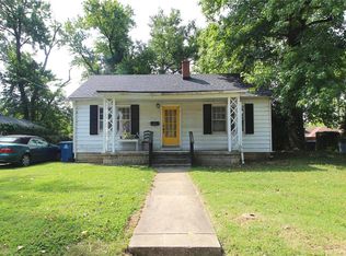 1225 Fairway Dr, Alton, IL 62002