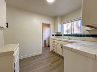 1450 W 39th St #3907-1/2, Los Angeles, CA 90062