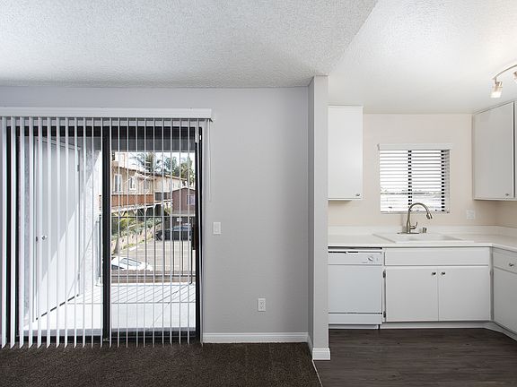 5th image of 2935 Broadway APT 111