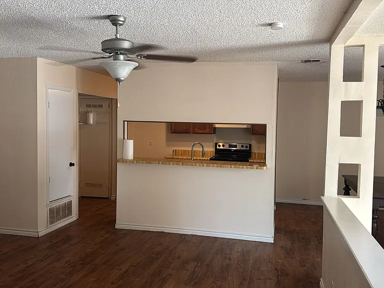 1334 Bitterlake — Photo 20