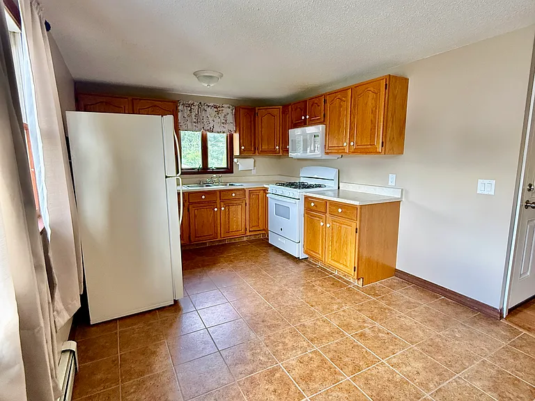 24 Morris Ave #2 — Photo 6