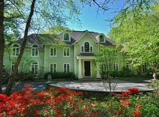 9 Farmstead Rd, North Caldwell, NJ 07006