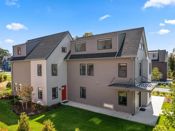 3-3B Wilson St, Natick, MA 01760