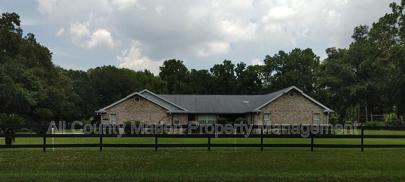 1st image of 5711 SW 35th Ln