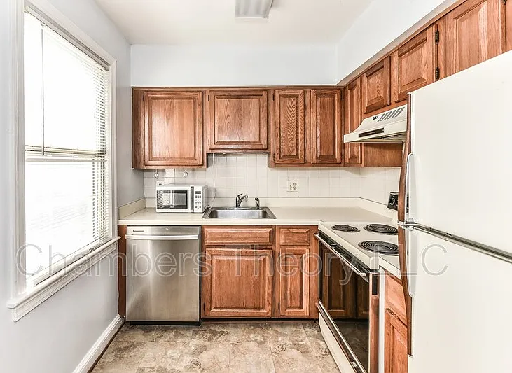 2603 Arlington Blvd #102 — Photo 9