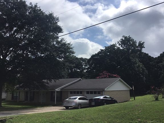 2nd image of 17961 Adele Ln