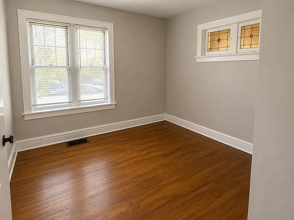 3rd image of 3676 Montana St Floor 1