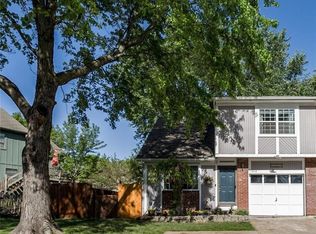 12802 S Arapaho Dr, Olathe, KS 66062