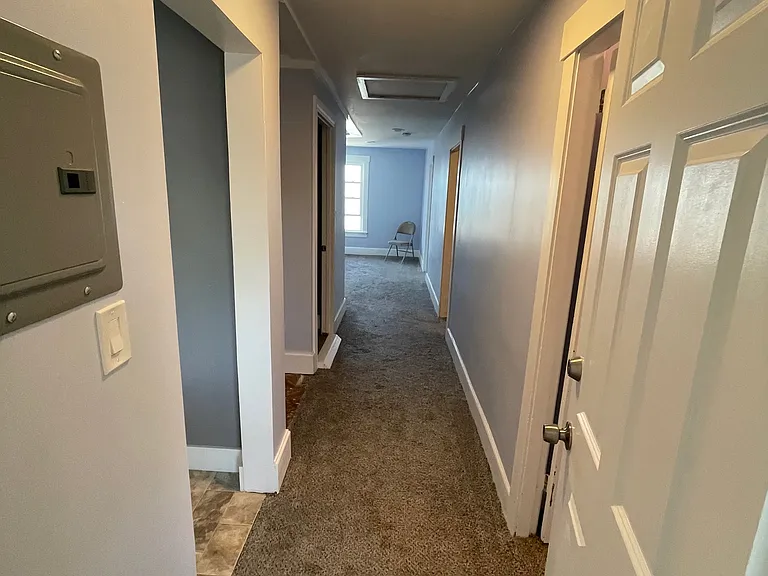 556 Bradford Ave #3 — Photo 2