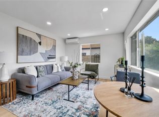2305 Sesmas St, Duarte, CA 91010