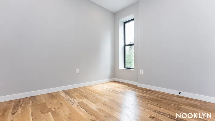 Rented by Nooklyn NYC LLC | media 19