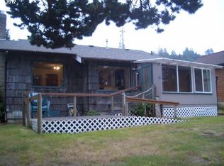 555 NW Spencer Ave, Depoe Bay, OR