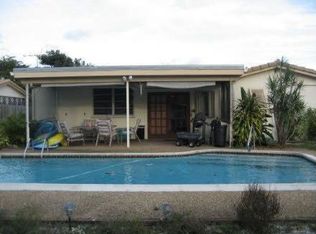 1810 N 39th Ave, Hollywood, FL 33021