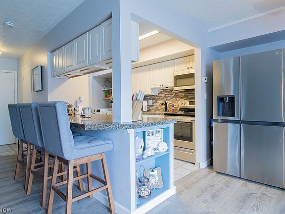 5th image of 8064 Puritan Dr APT B