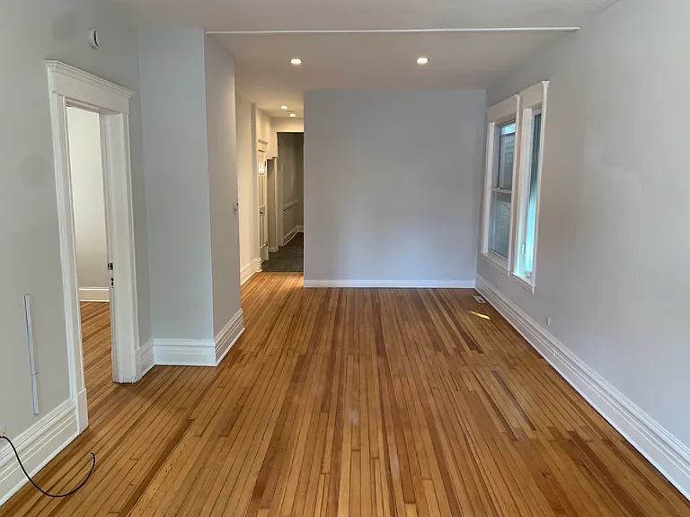 3145 N Seminary Ave #1F — Photo 3