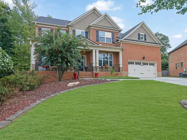 5315 Cedarbrooke Ln, Buford, GA 30518