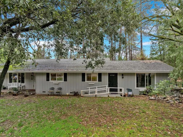 12832 Tabeaud Rd, Pine Grove, CA 95665