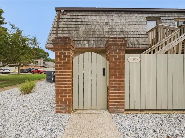 1051 Ocean Pebbles Way, Virginia Beach, VA 23451