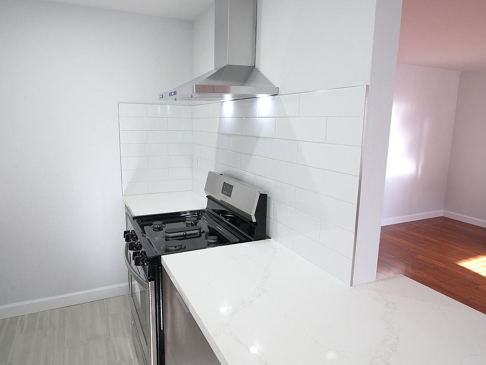 Kitchen counter