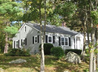 218 Holt Rd, Andover, MA 01810