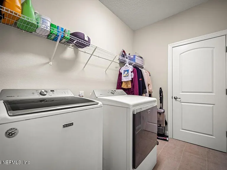 11358 Newtonian Blvd — Photo 19