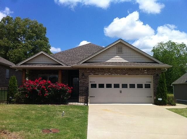 1st image of 2906 Magnolia Park Dr SE