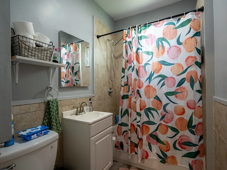 40 Newcastle Rd #1 — Photo 13