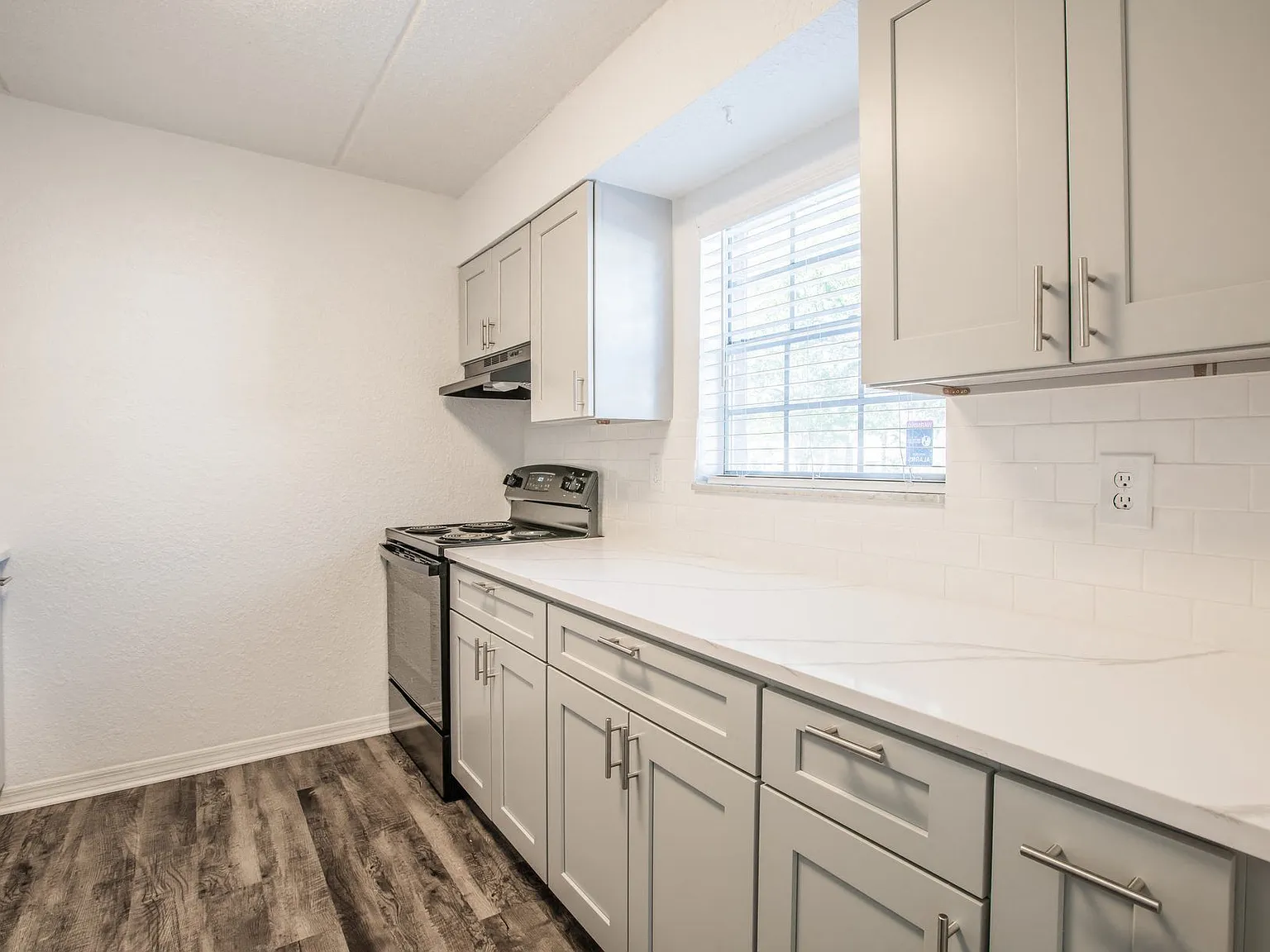 Townsend Apartments I — Photo 3