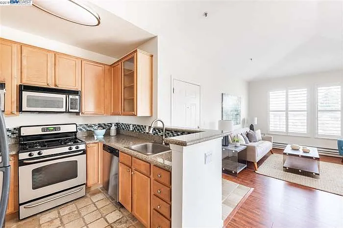 3695 Stevenson Blvd — Photo 2