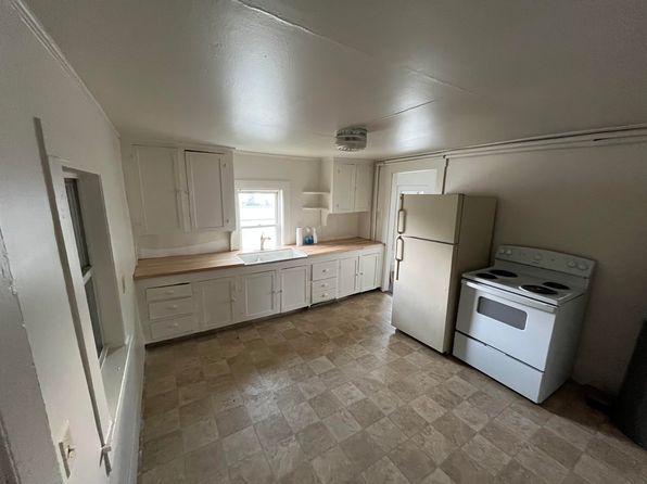 27 Exeter Rd #2